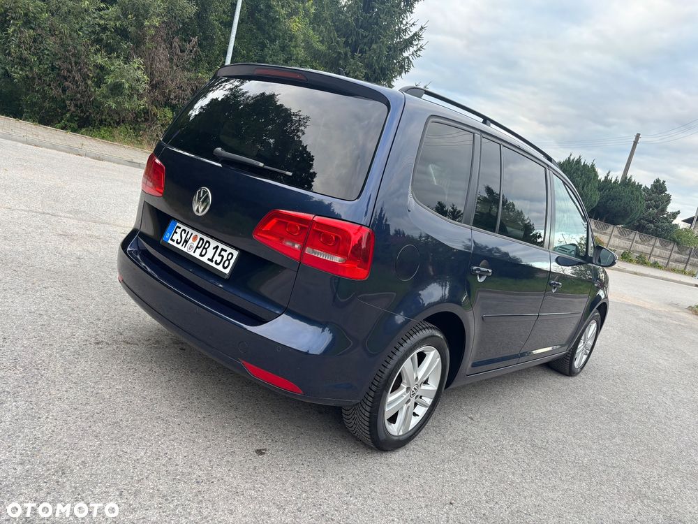 Volkswagen Touran 1.6 TDI DPF BlueMotion Technology MATCH - 4