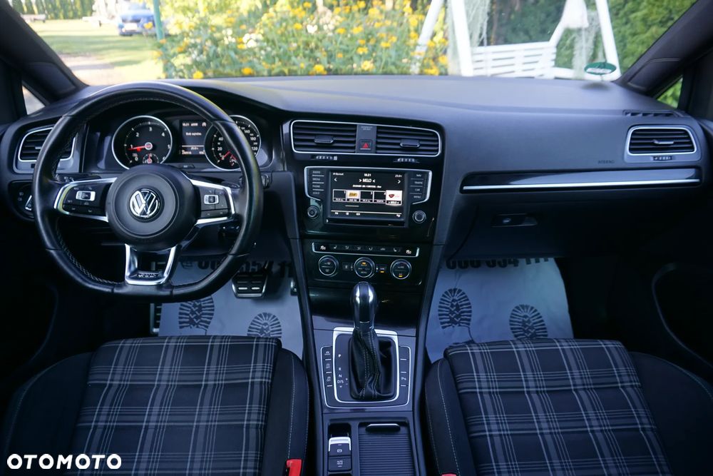 Volkswagen Golf VII 2.0 TDI BMT GTD DSG - 13
