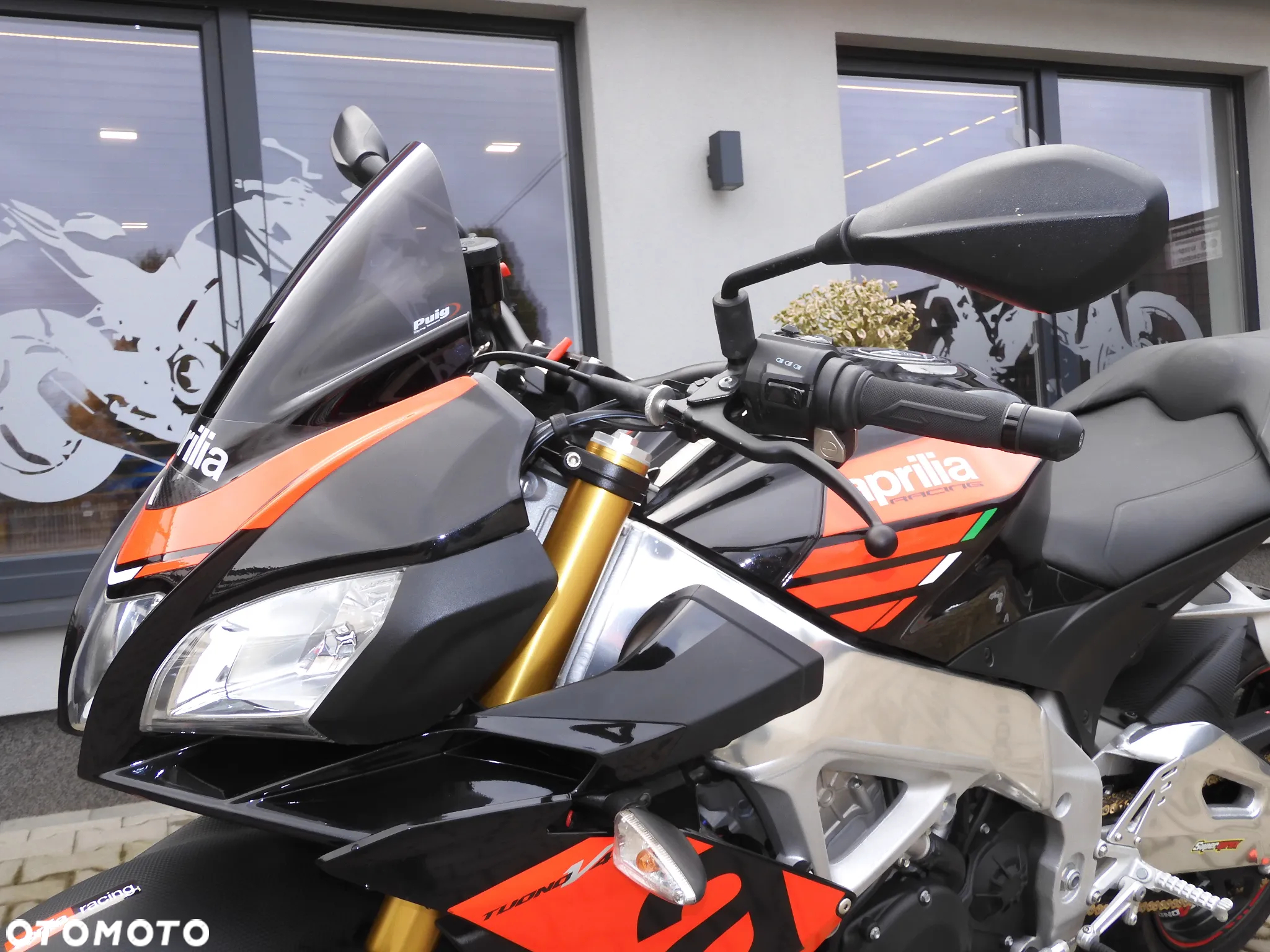 Aprilia Tuono - 17