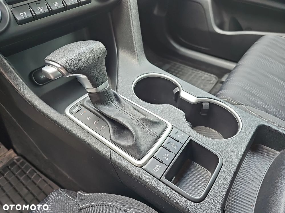 Kia Sportage 1.7 CRDI M 2WD DCT - 23