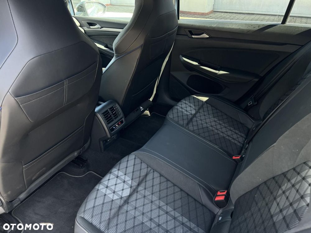Volkswagen Golf 1.5 eTSI EVO R-Line DSG - 9