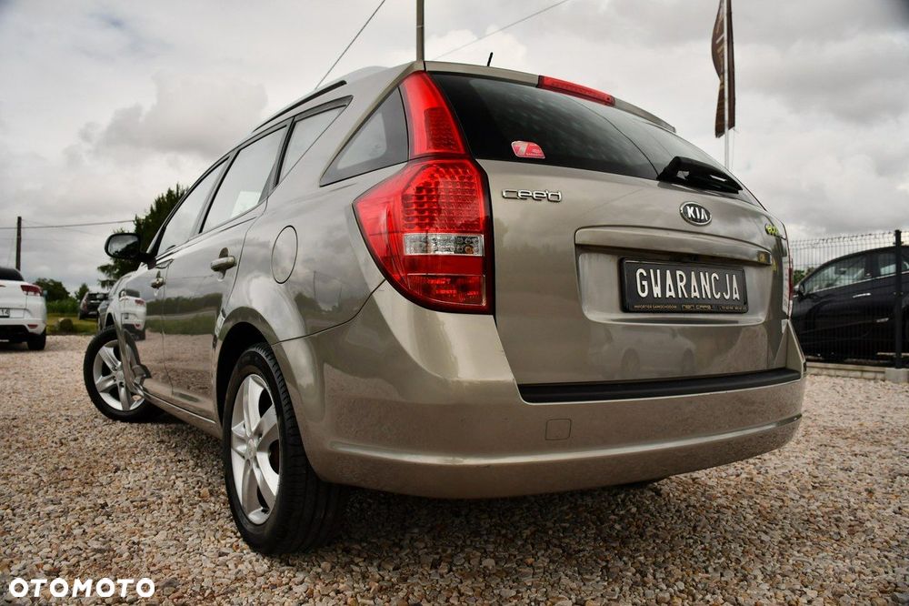 Kia Ceed - 20