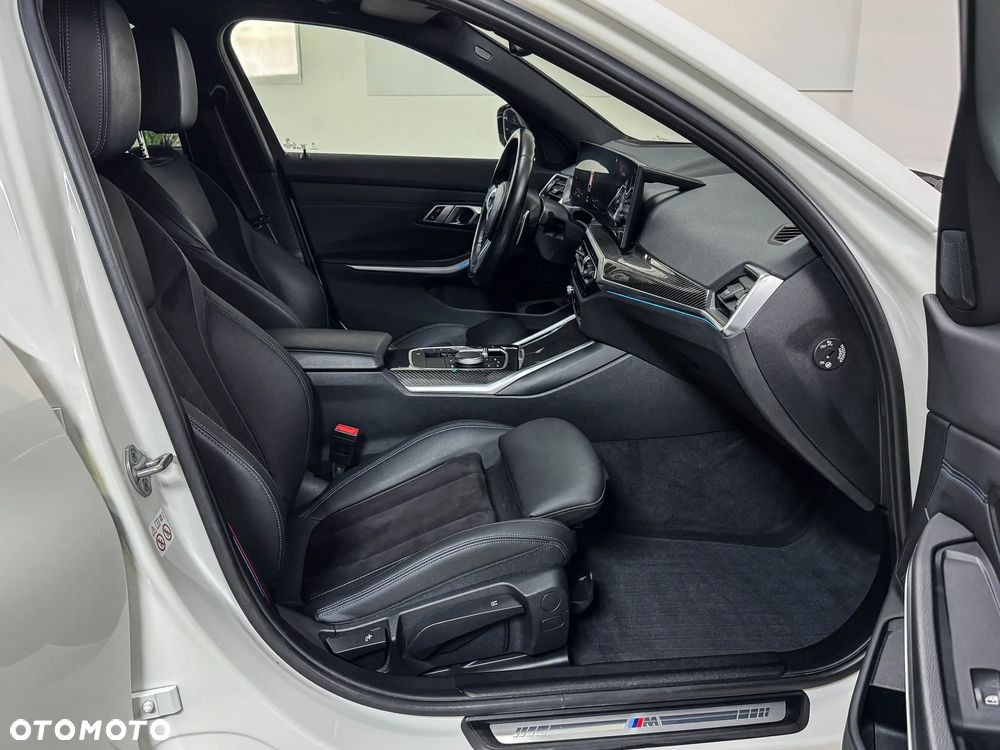 BMW Seria 3 320d M Sport Shadow sport - 21