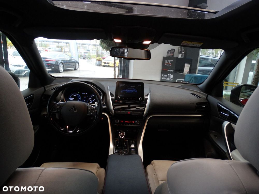 Mitsubishi Eclipse Cross - 31