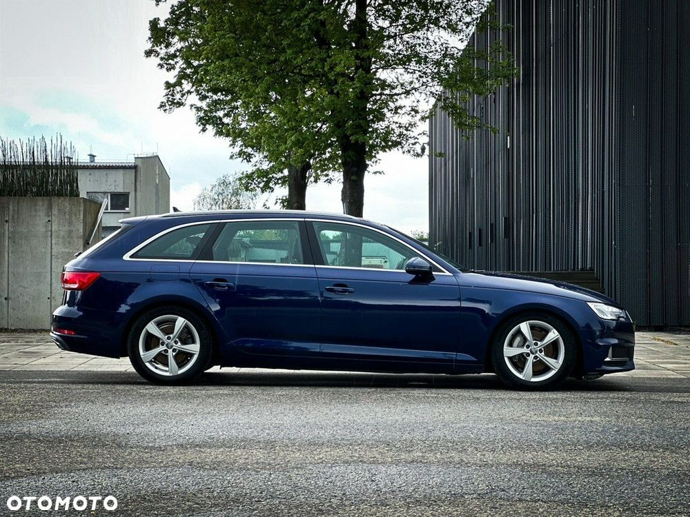 Audi A4 Avant 40 TDI S tronic - 12