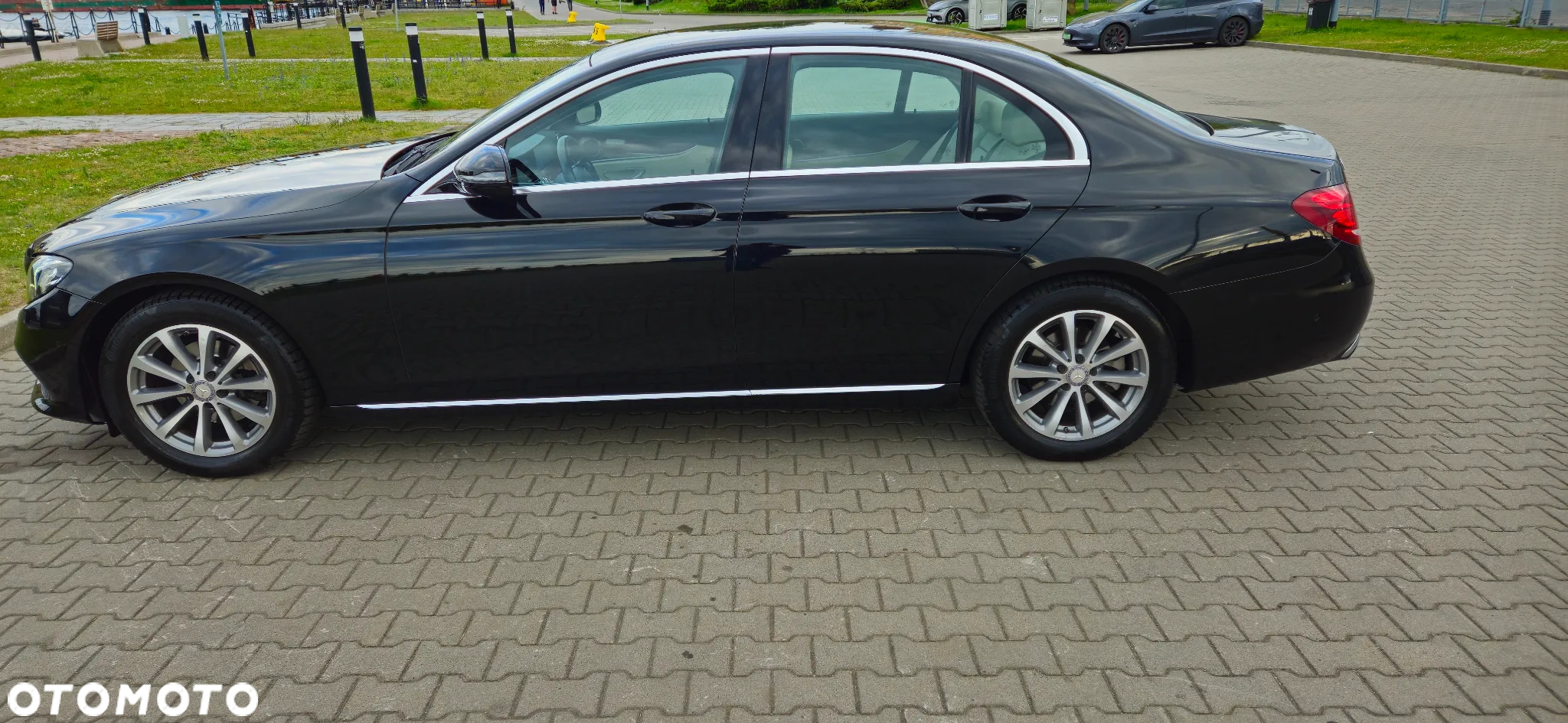 Mercedes-Benz Klasa E 200 9G-TRONIC - 5