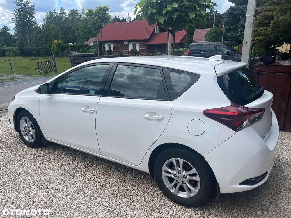 Toyota Auris 1.33 VVT-i Active - 2