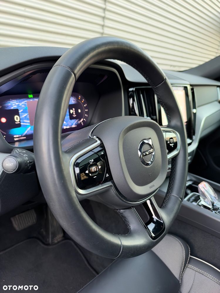 Volvo XC 60 B4 D AWD Geartronic Inscription - 21