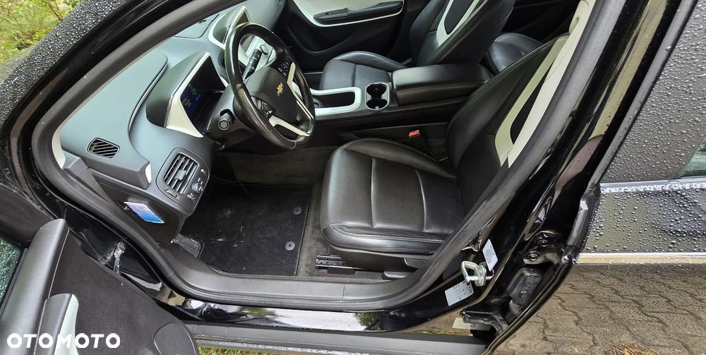 Chevrolet Volt - 10