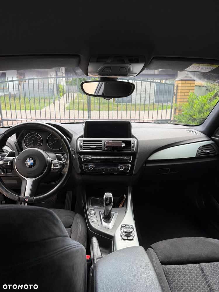 BMW Seria 2 225d - 11