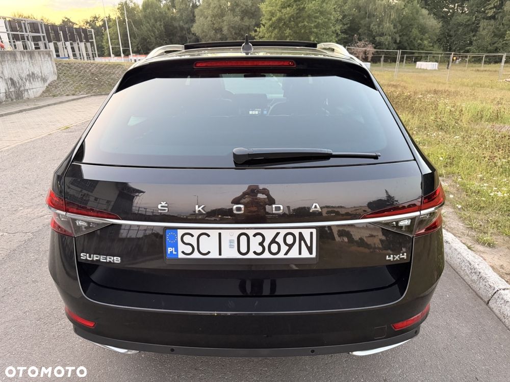 Skoda Superb 2.0 TDI SCR 4x4 L&K DSG - 12