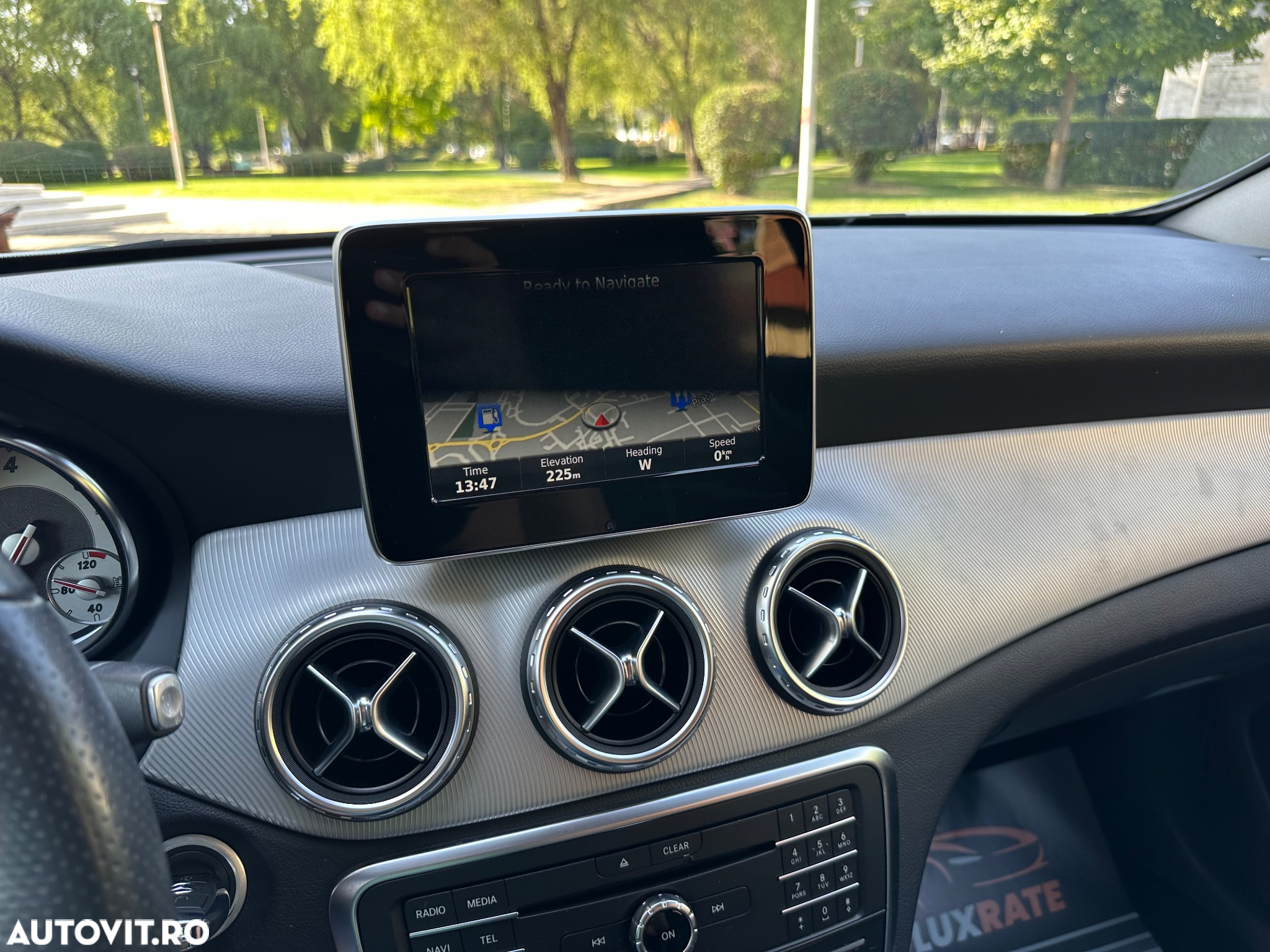 Mercedes-Benz GLA - 19