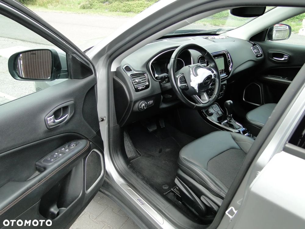 Jeep Compass 1.4 TMair Limited 4WD S&S - 17