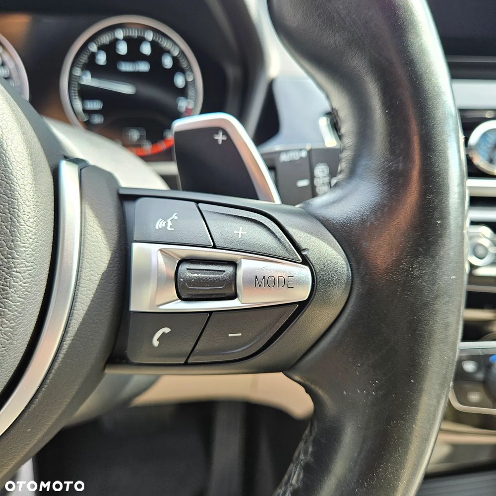 BMW X1 xDrive20i M Sport - 15