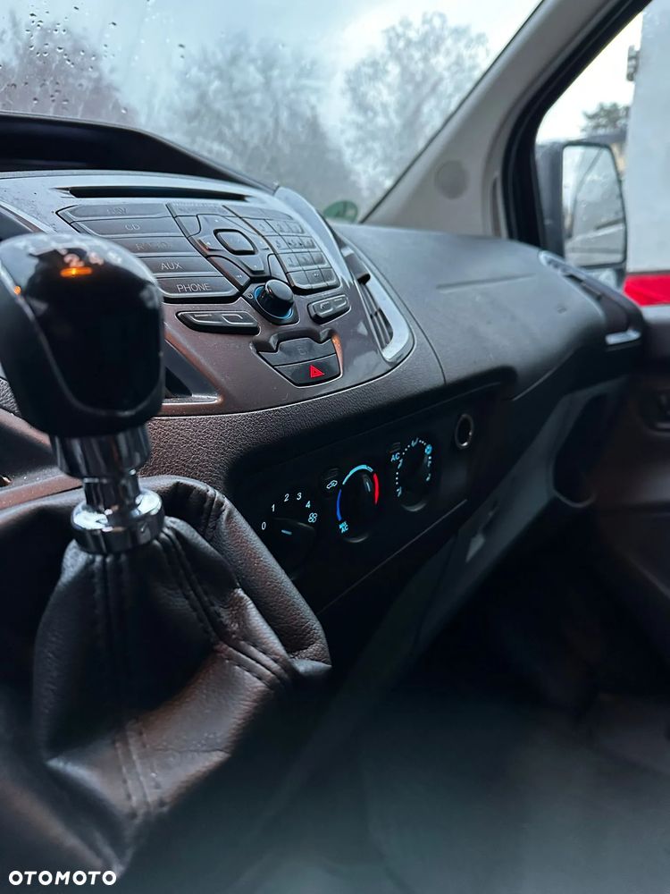 Ford Transit Custom - 11