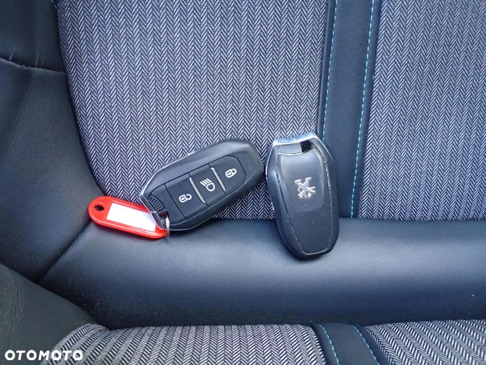 Peugeot 5008 - 14