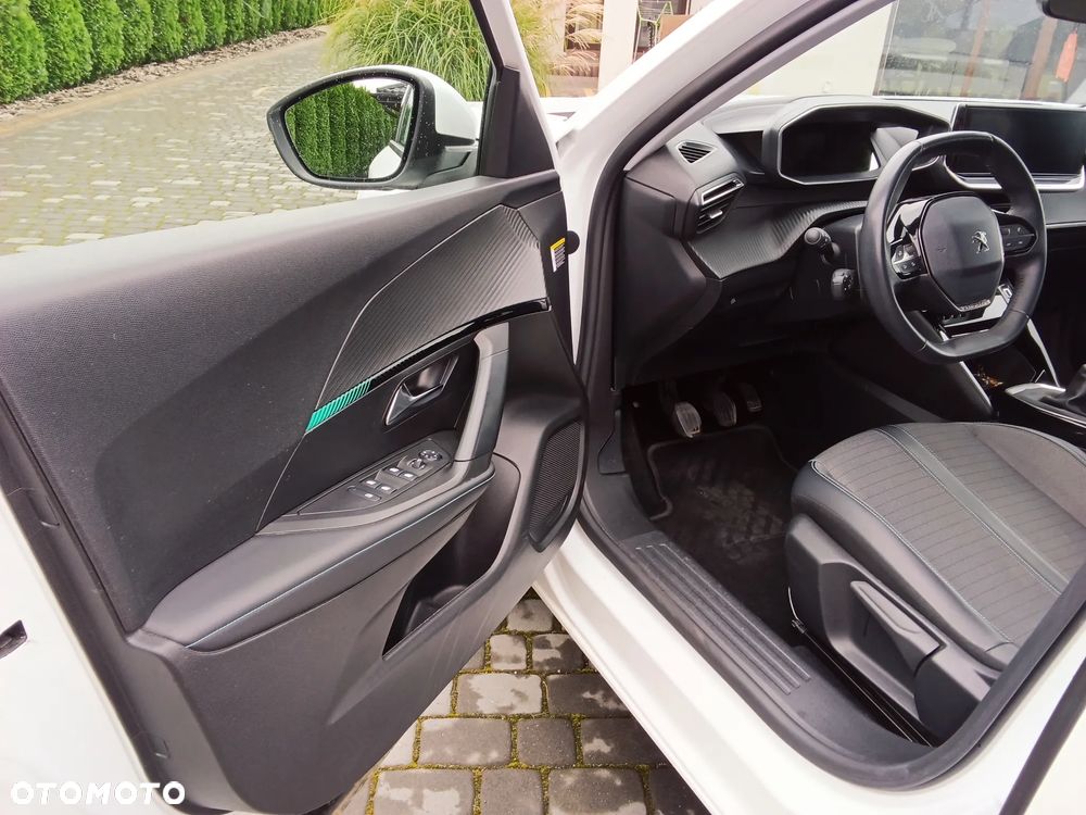 Peugeot 2008 - 10