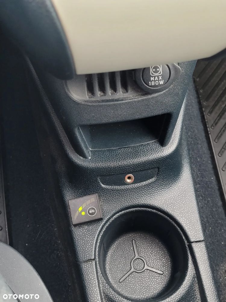 Ford KA 1.2 Grand Prix EU5 - 13