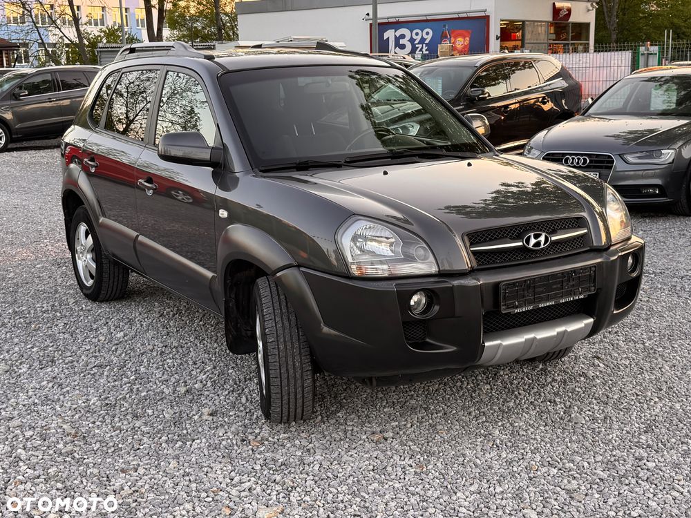 Hyundai Tucson - 2