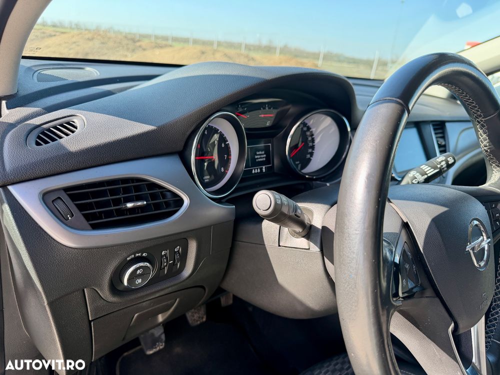 Opel Astra 1.2 Turbo Start/Stop Business Edition - 13