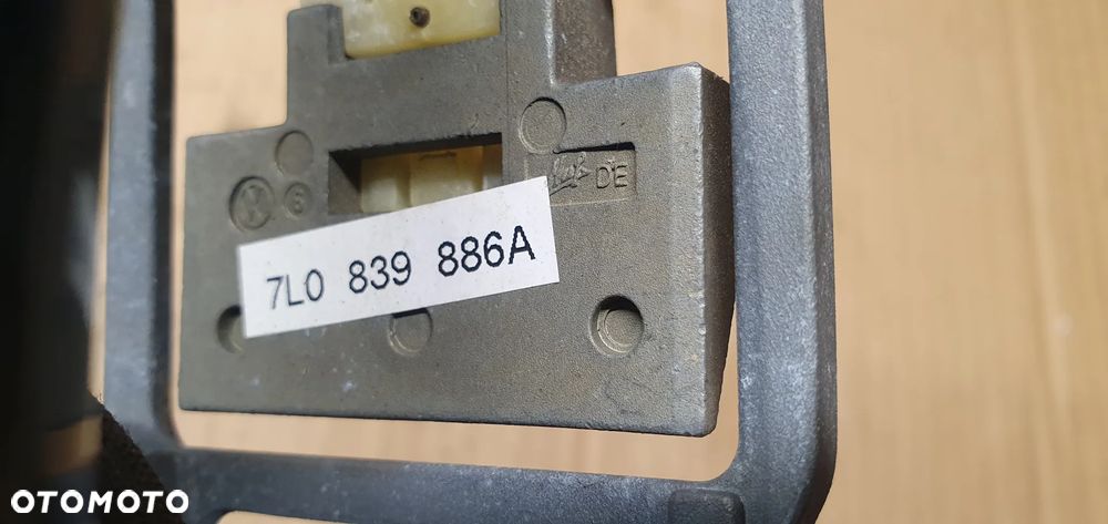 Klamka prawy tył tylna prawa VW Touareg LC9Z 7L0839886A - 5