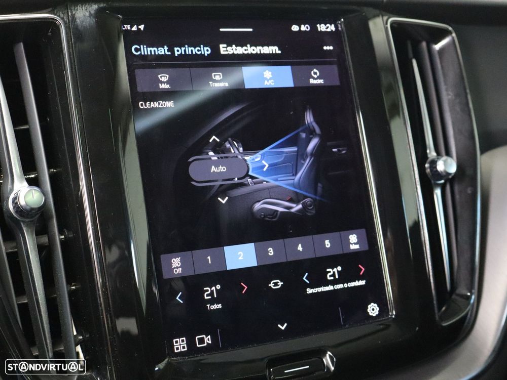 Volvo XC 60 2.0 T6 PHEV Inscription AWD - 17