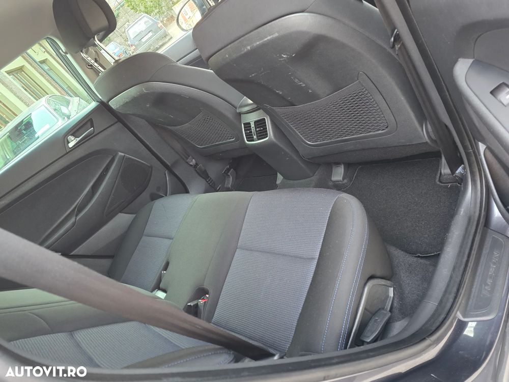 Hyundai Tucson blue 1.7 CRDi 2WD Style - 8