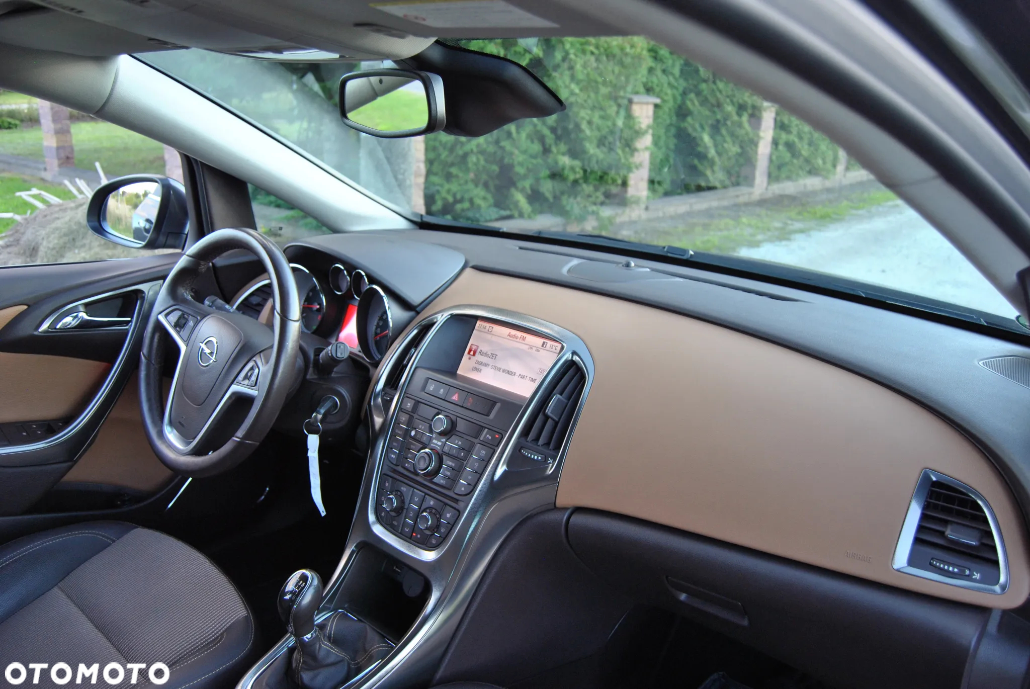 Opel Astra IV 1.4 T Cosmo - 13