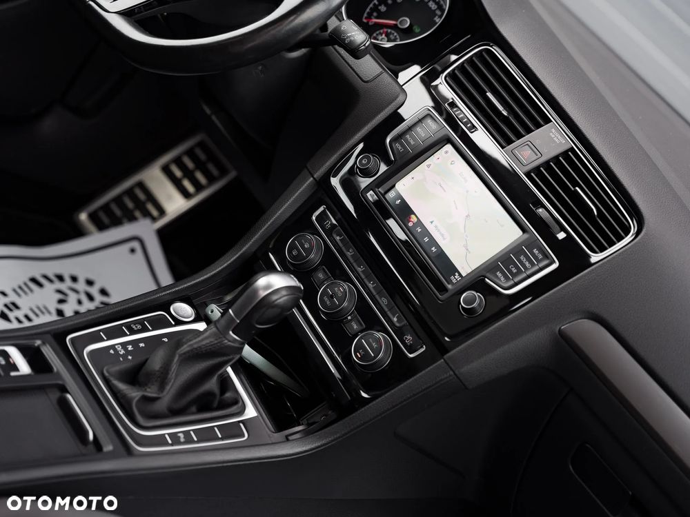 Volkswagen Golf 1.4 TSI BMT Comfortline DSG - 18