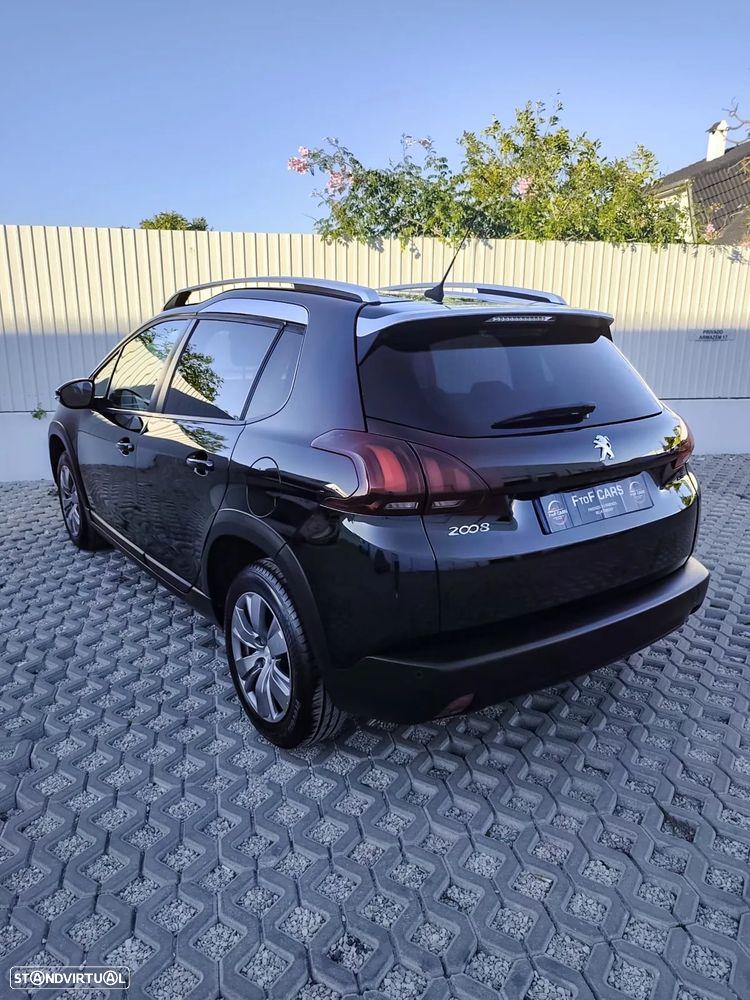 Peugeot 2008 - 6