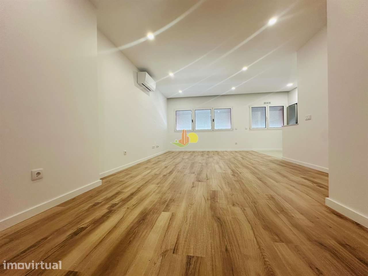 T2 Centro de Tavarede - Grande imagem: 4/25
