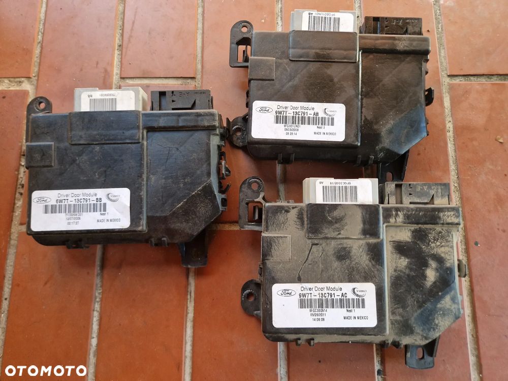 Ford Crown Victoria Moduł Drzwi Sterownik Przednie Lewe