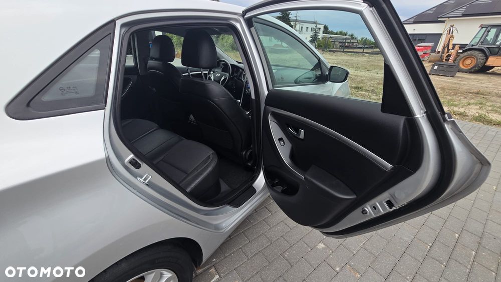 Hyundai i30 1.4 Comfort - 10