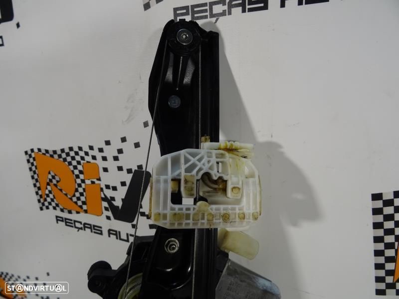 Elevador De Vidro Trás Direito Bmw 3 (F30, F80)  5Yy0637 / 7351050 / 7 - 4