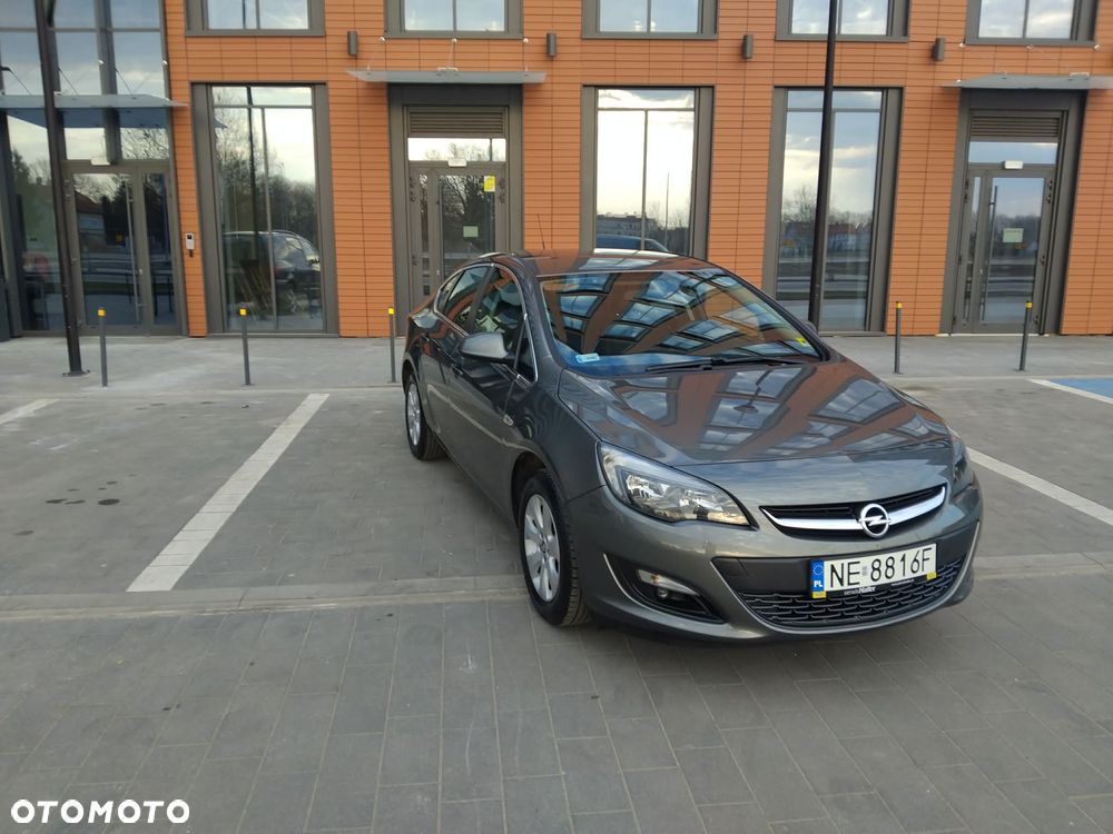Opel Astra - 2