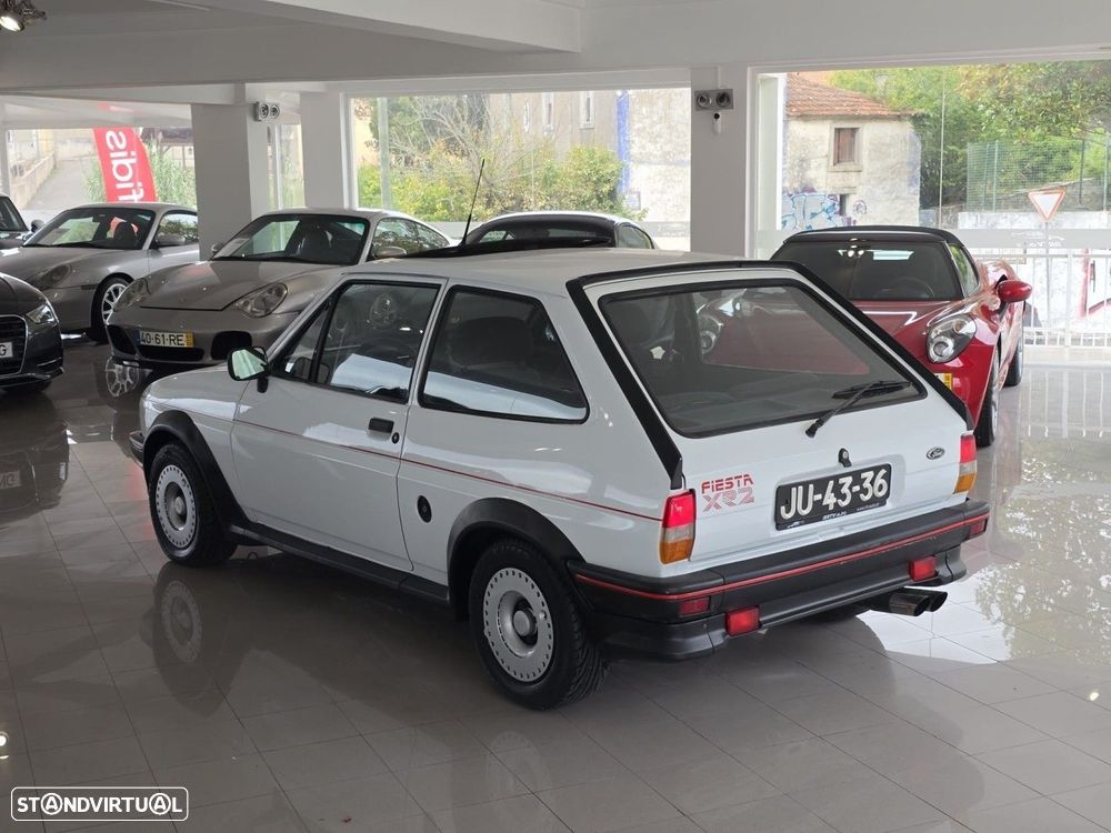 Ford Fiesta XR2 - 2