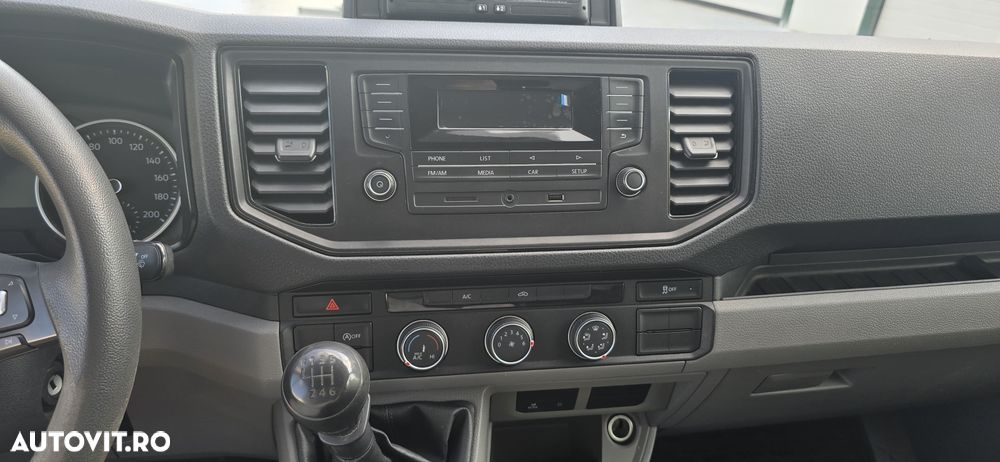 Volkswagen Crafter - 11