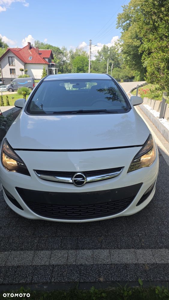 Opel Astra 1.7 CDTI DPF ecoFLEX TourerStart/Stop Design Edition - 10