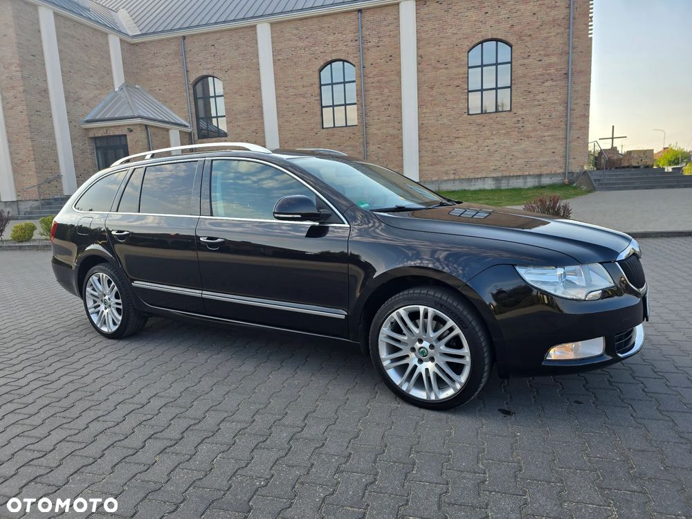 Skoda Superb 2.0 TDI 4x4 Exclusive - 9