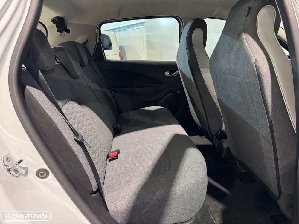 Renault Zoe (c/ Bateria) Limited 50 - 42