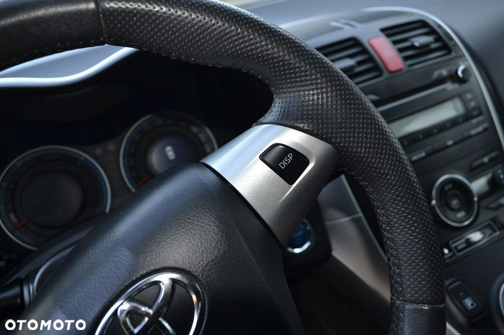 Toyota Auris - 29