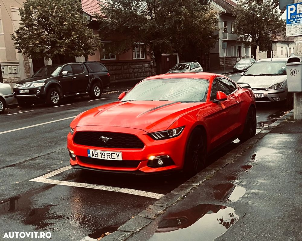 Ford Mustang - 2