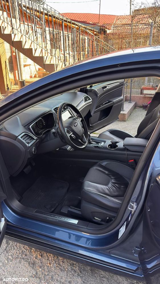 Ford Mondeo 2.0 TDCI Powershift Titanium - 9