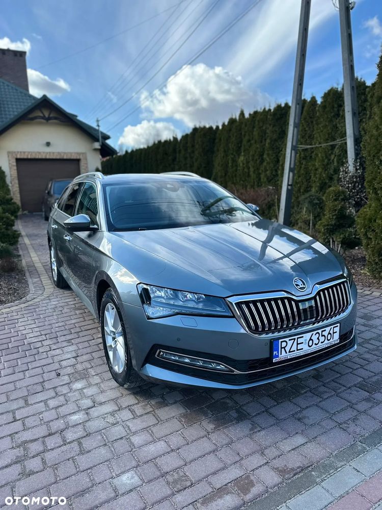 Skoda Superb 2.0 TDI SCR Ambition DSG - 2