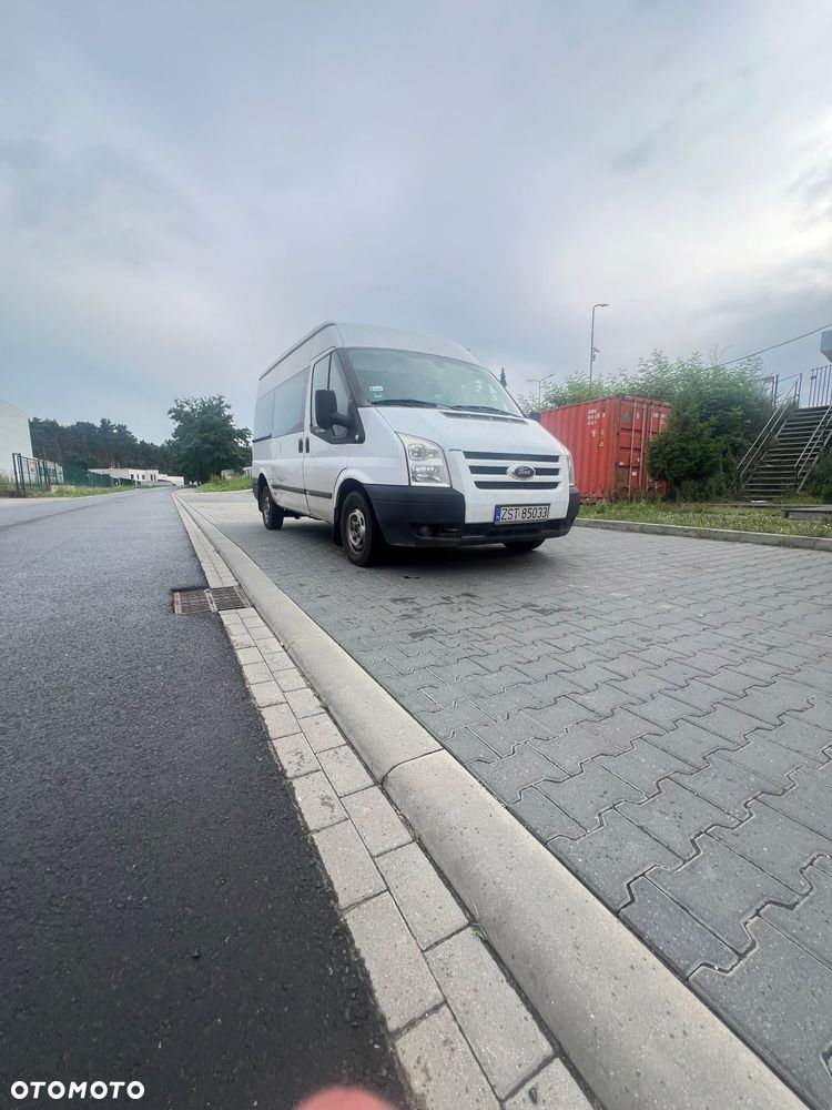 Ford Transit FT 300S Trend - 2