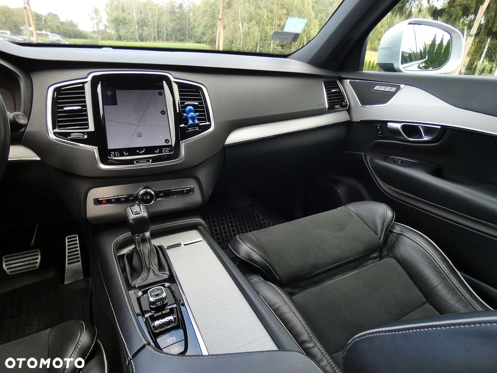 Volvo XC 90 D5 SCR AWD R-Design - 37