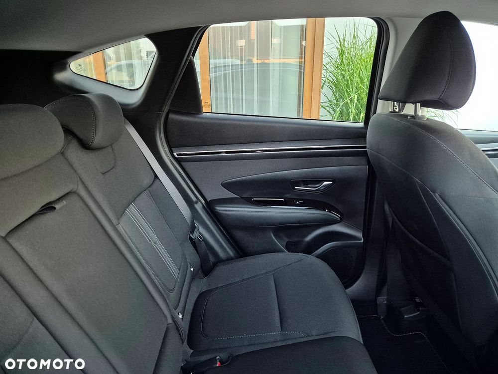 Hyundai Tucson 1.6 T-GDi 48V-Hybrid 2WD DCT Trend - 33