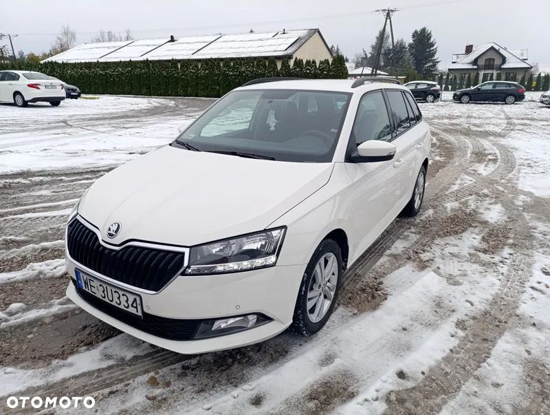 Skoda Fabia 1.0 TSI Ambition Plus - 1