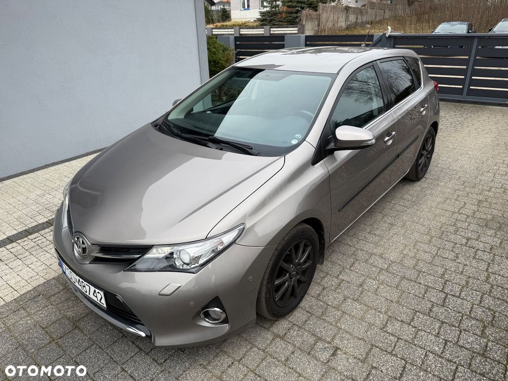 Toyota Auris 2.0 D-4D Prestige - 25