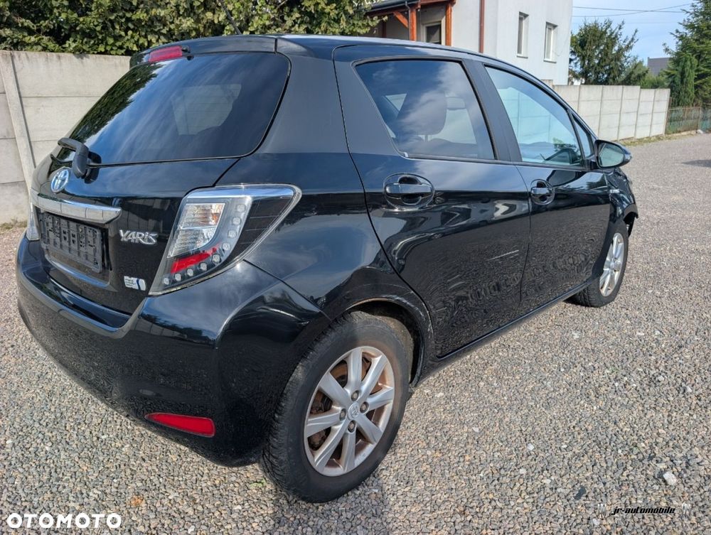 Toyota Yaris - 3